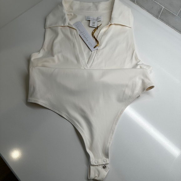 House of Harlow 1960 Collard Ivory Bodysuit Size S - Picture 2 of 5